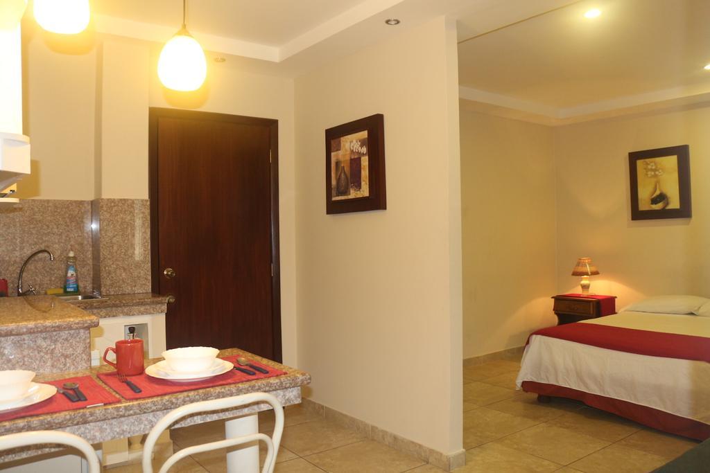 El Patio Suites II Guayaquil Exteriér fotografie