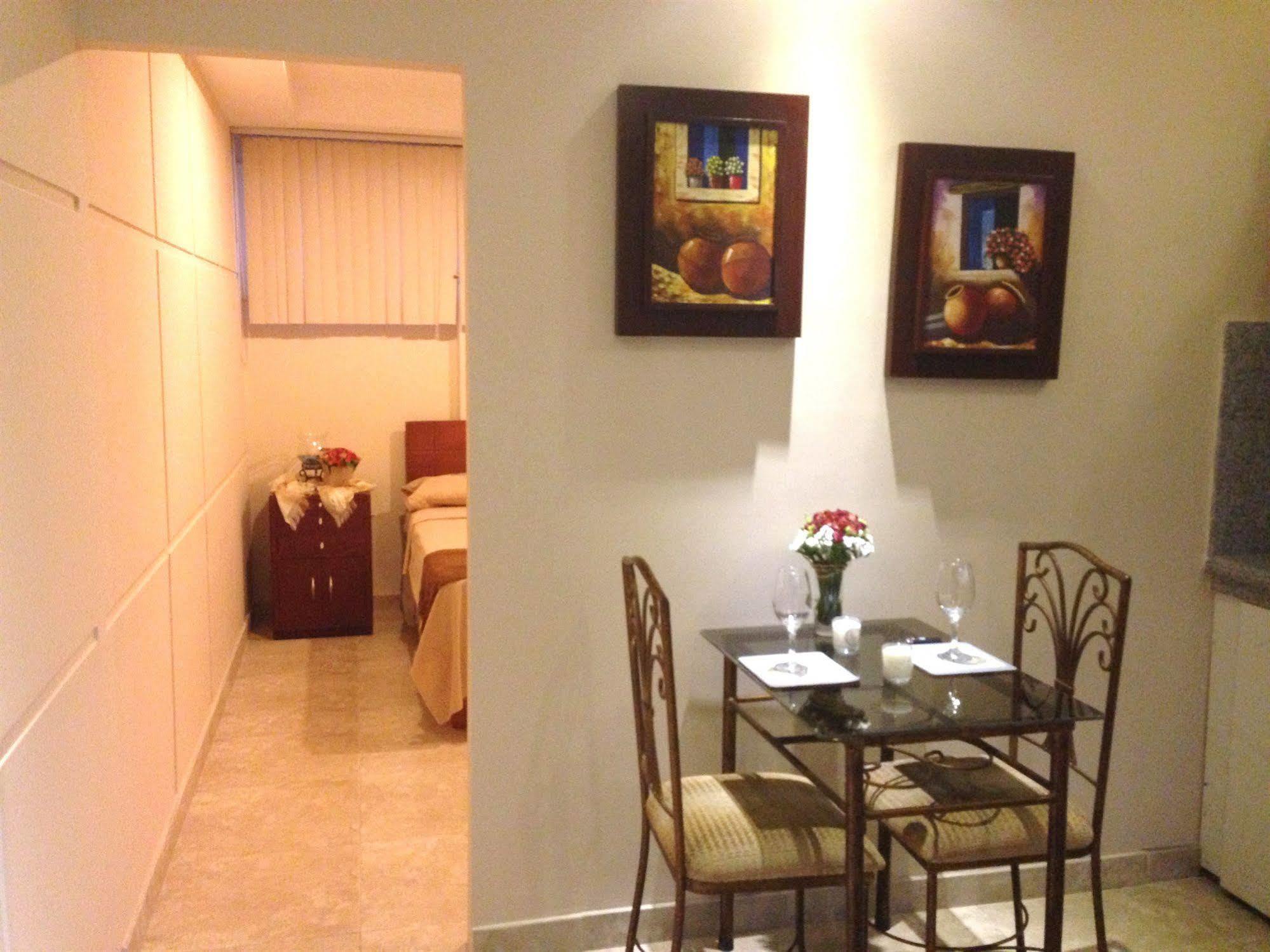 El Patio Suites II Guayaquil Exteriér fotografie